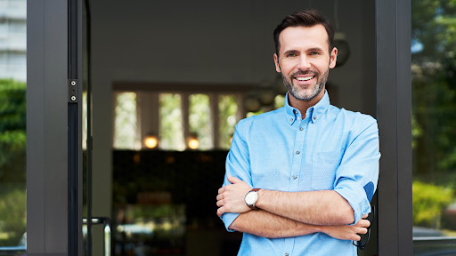 Man standing with crossed arms